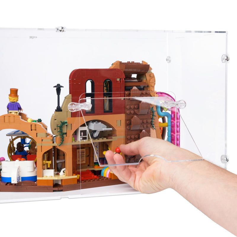 Willy Wonka and the Chocolate Factory Display Case for LEGO 21360