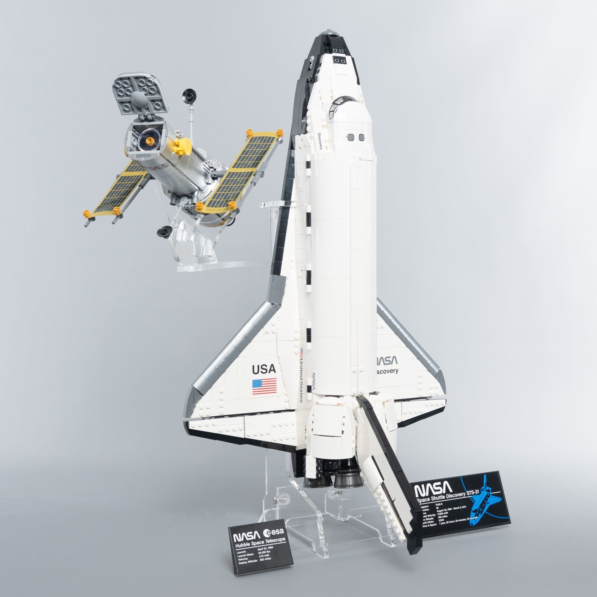 Vertical Stand for LEGO NASA Space Shuttle Discovery | iDisplayit