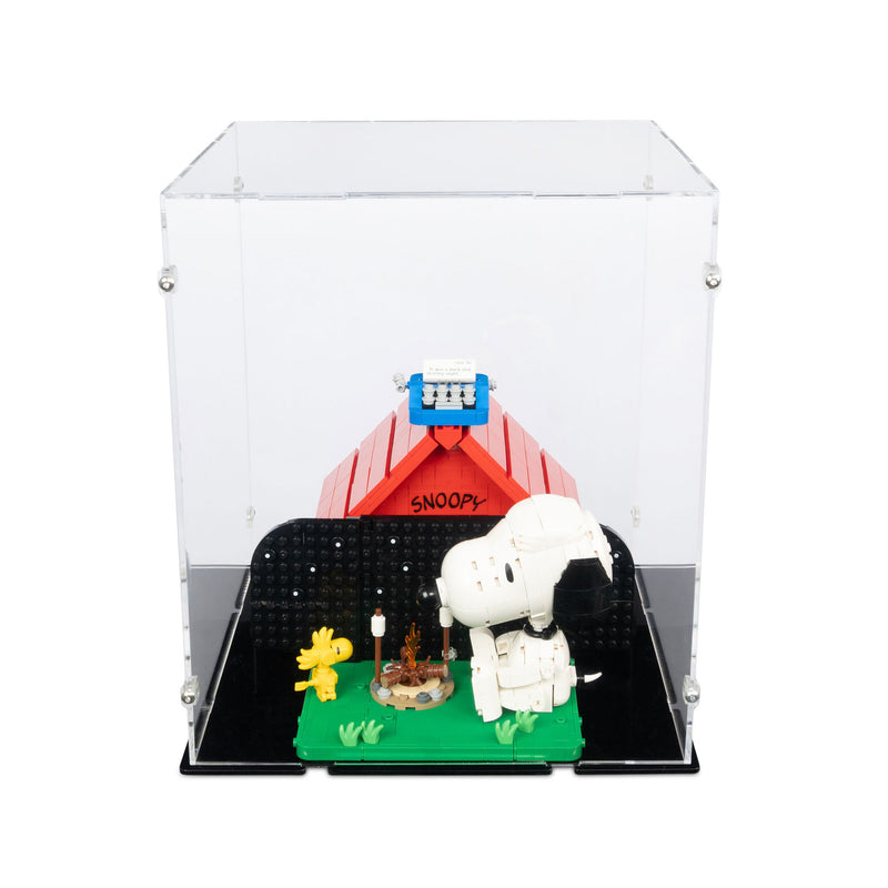 Peanuts Snoopy's Doghouse Display Case for LEGO 21368