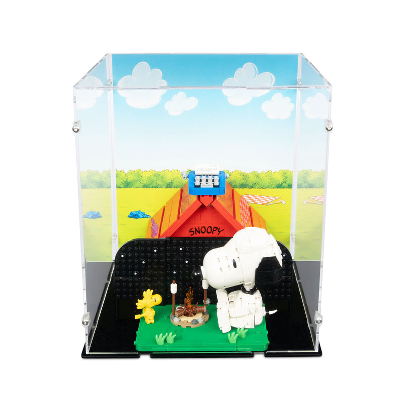 Peanuts Snoopy's Doghouse Display Case for LEGO 21368