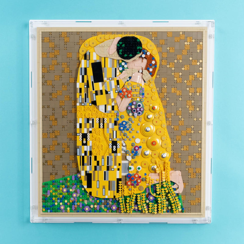 Gustav Klimt – The Kiss Wall Mounted Display Case for LEGO 31221