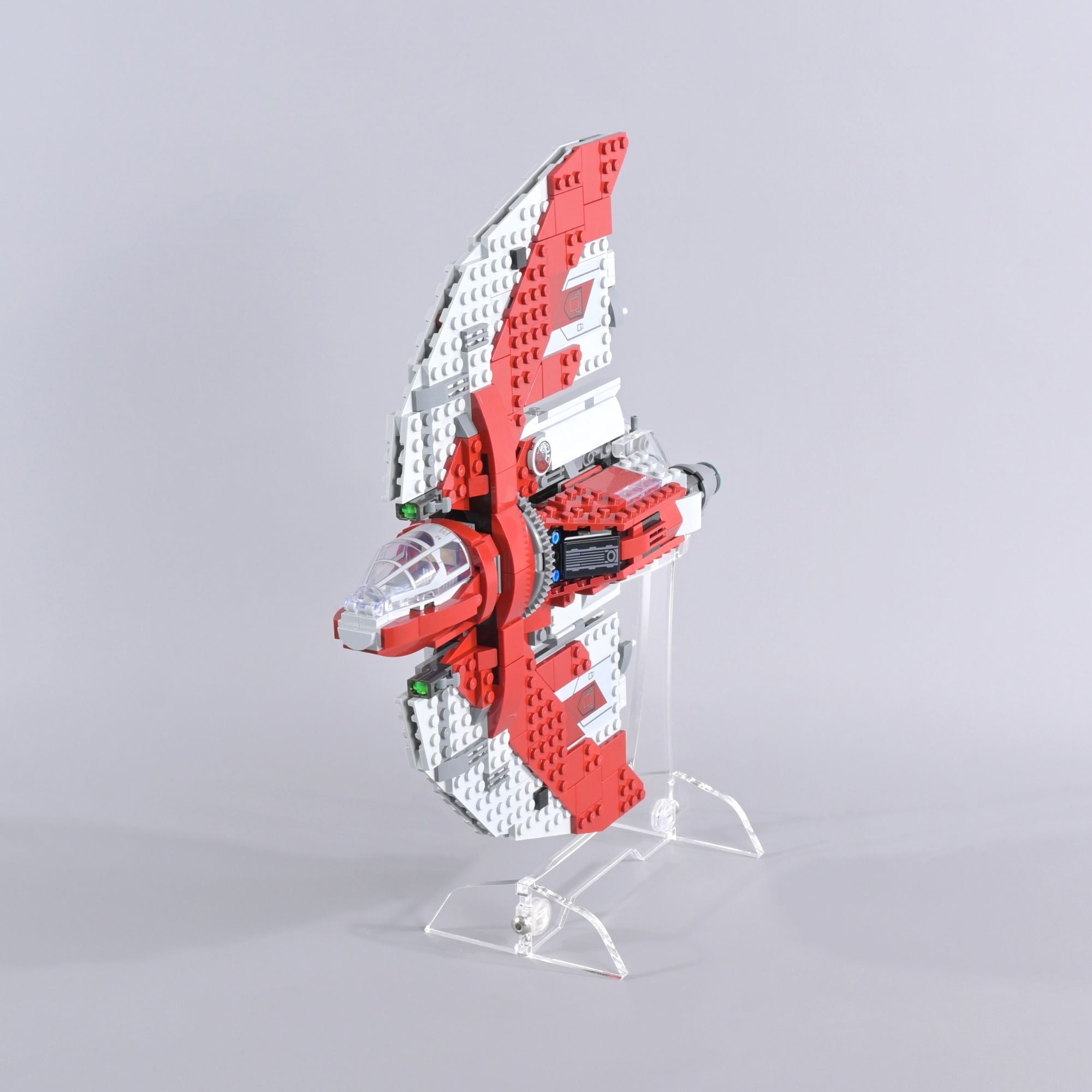 アスカレイ@カードショップ LEGO 75362 Ahsoka Tano's T-6 Jedi Shuttle Stand | iDisplayit USA