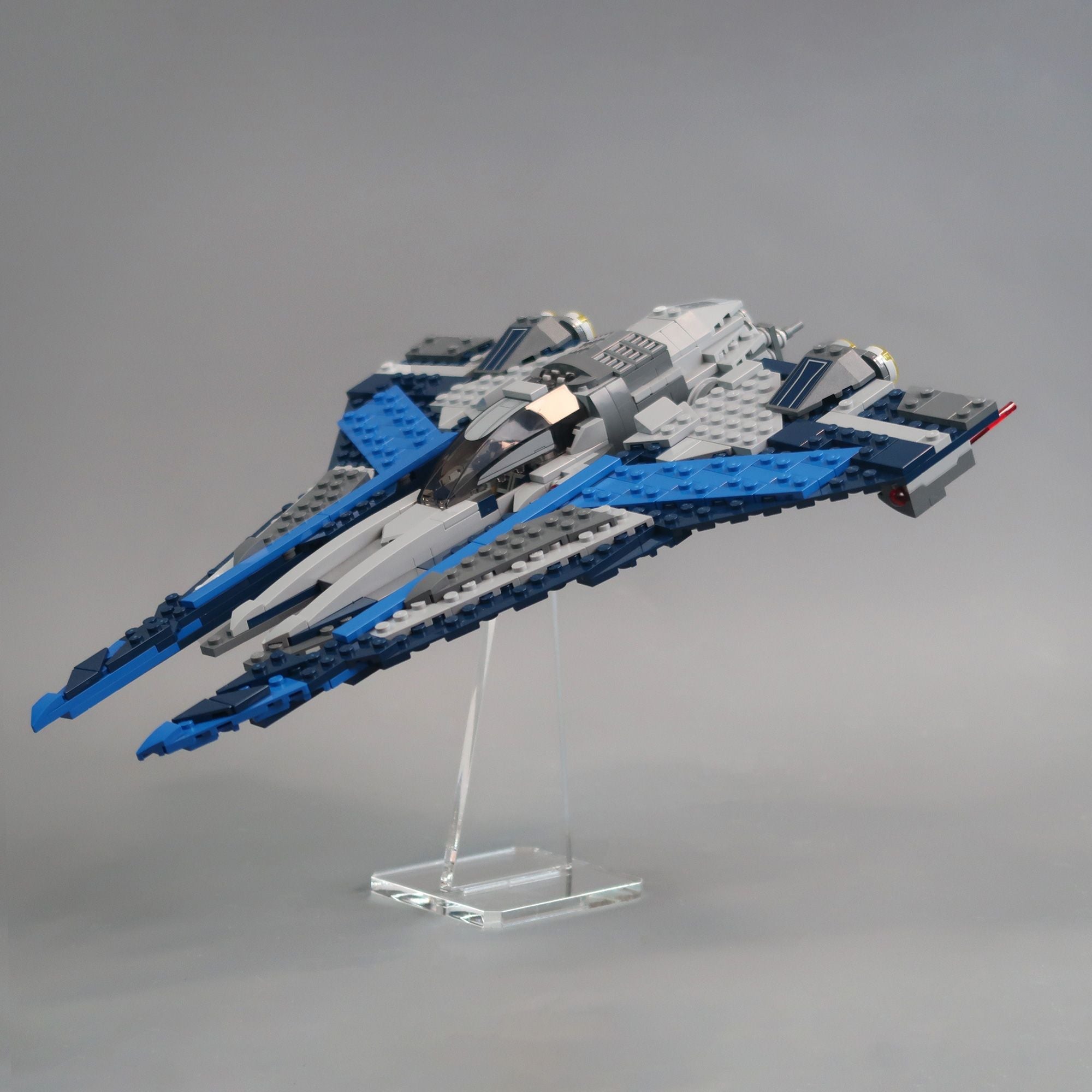 スターホース２　未使用２枚組 Clear Acrylic 12cm Angled Display Stand for LEGO | iDisplayit USA