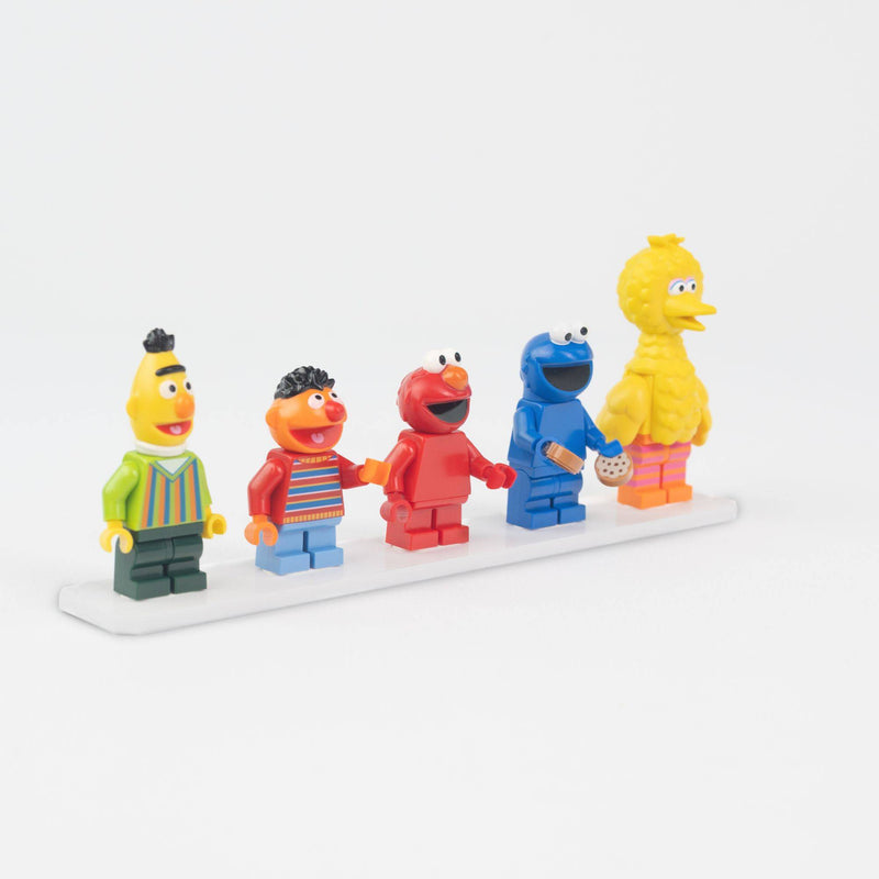 Display Plate for 5 LEGO Minifigures (Pack of 5)