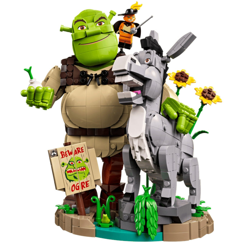 Shrek, Donkey & Puss in Boots Display Case for LEGO 72423 (Coming Soon)