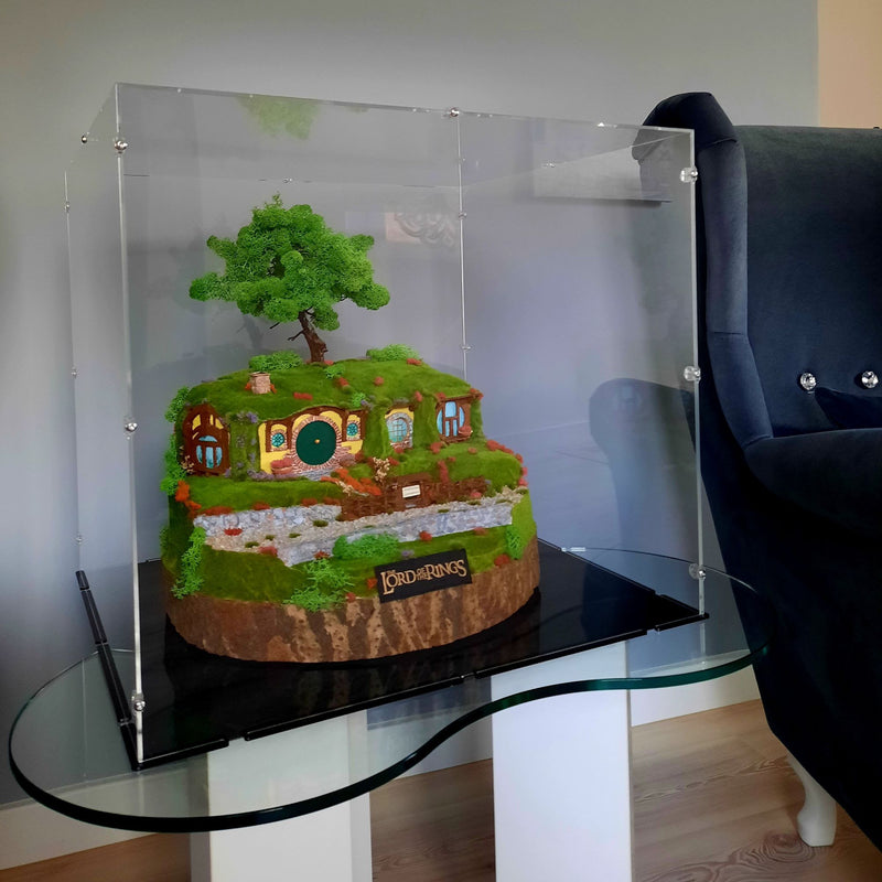 52 x 47 x 47cm Display Case
